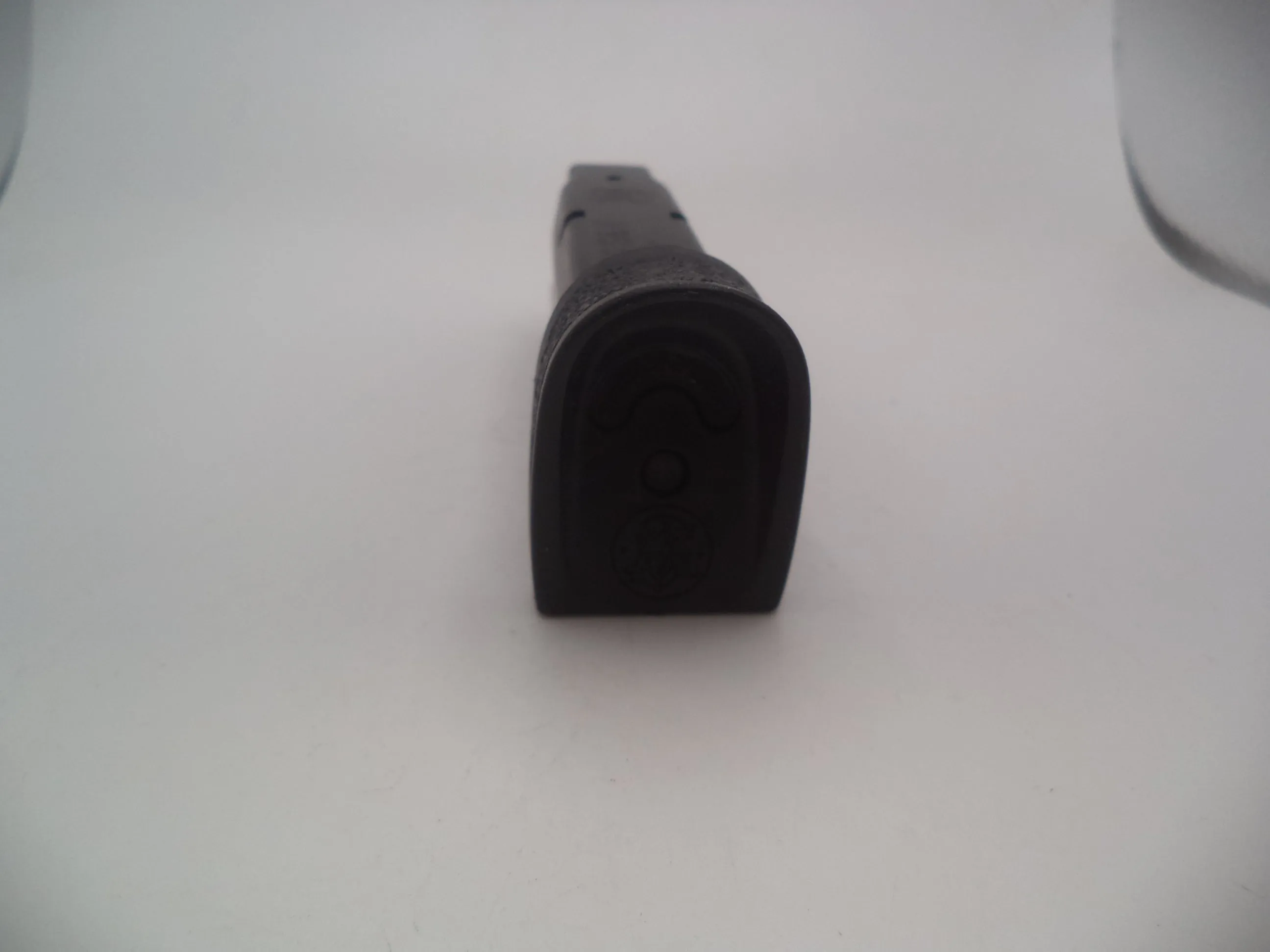 19455UD Smith & Wesson M&P .40  and .357 Sig Compact 10 Round Magazine Used