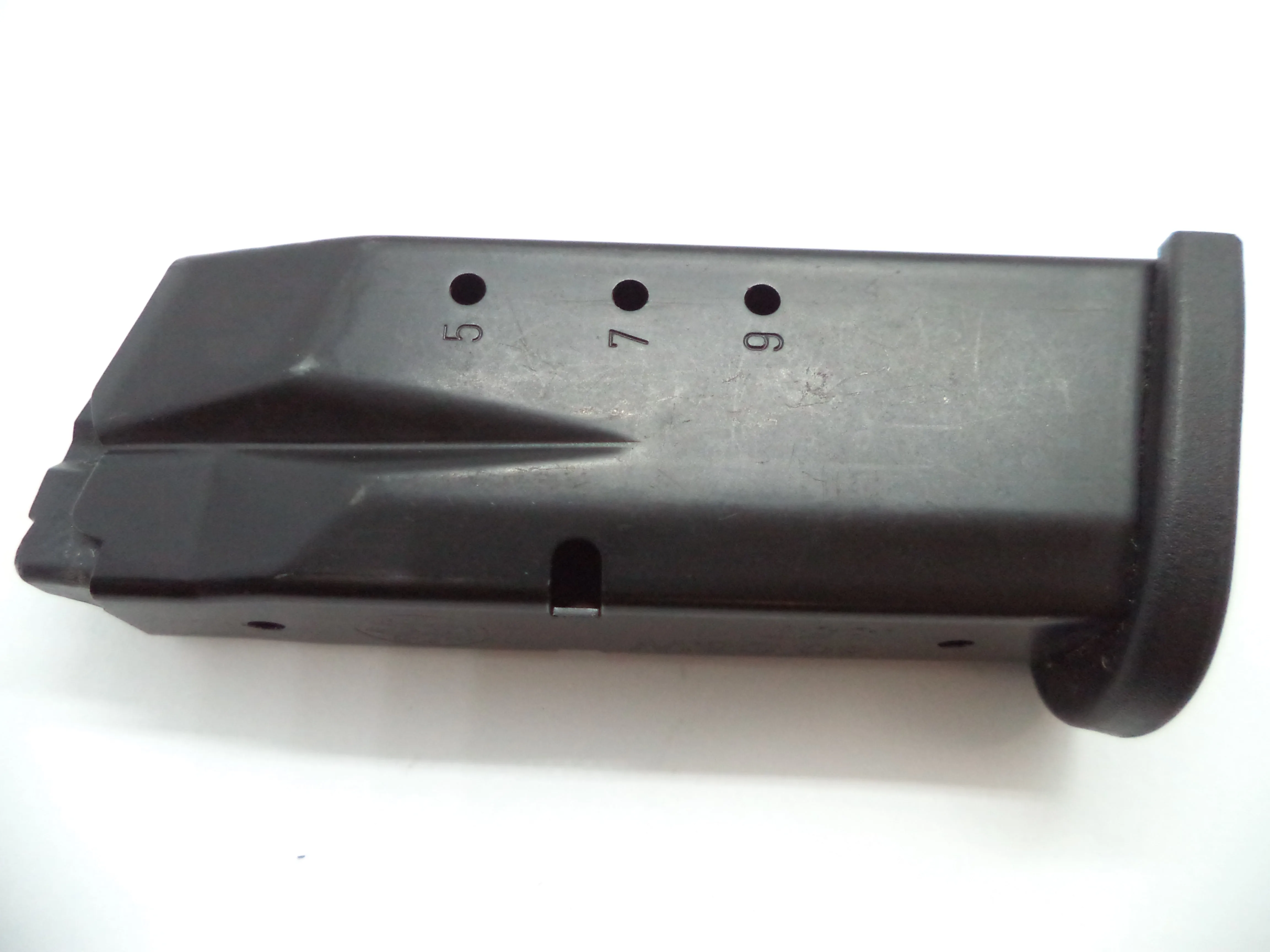 19456C Smith & Wesson M&P 40S&W Compact 10 Round Magazine Used