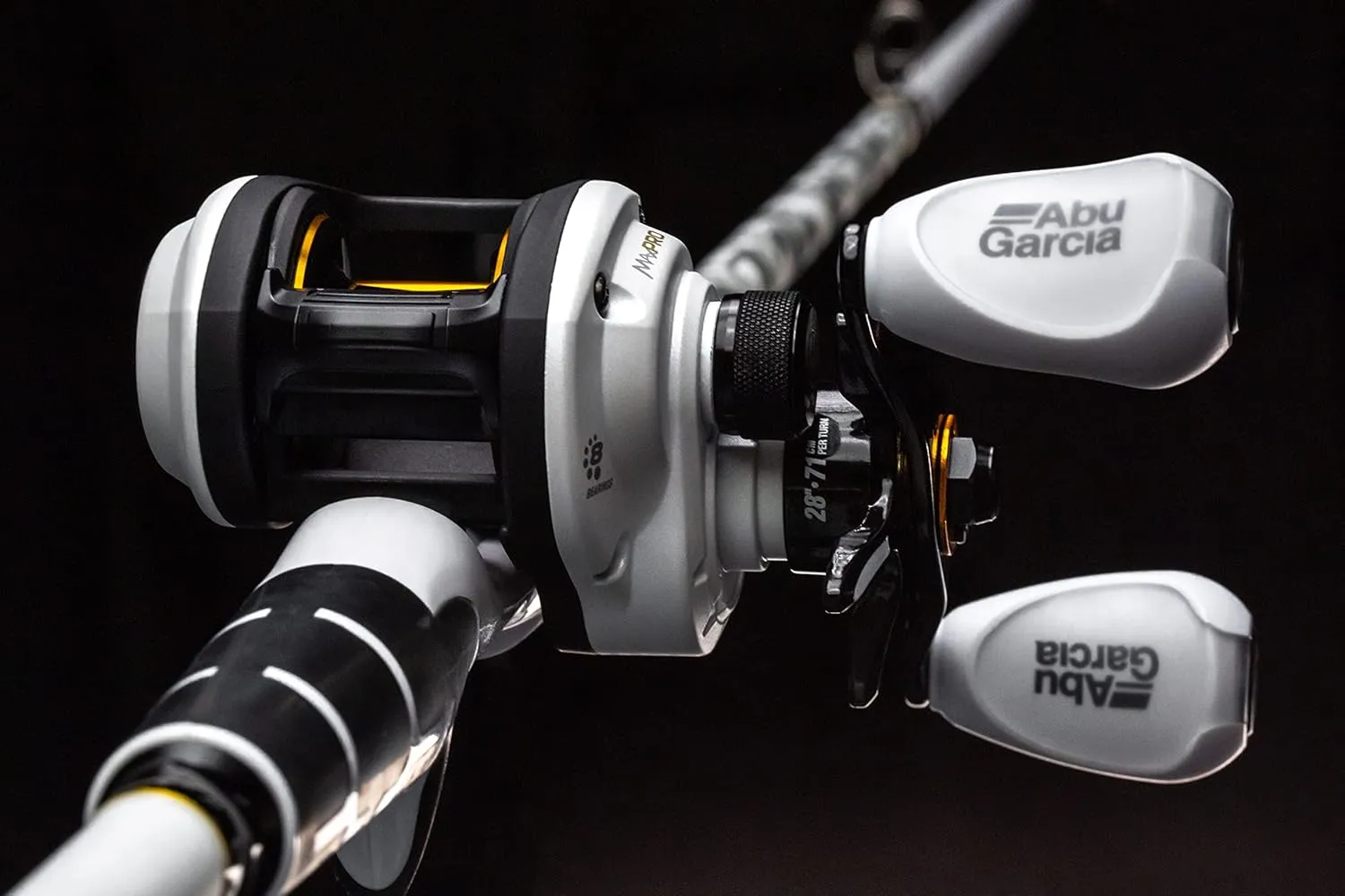 Abu Garcia Max Pro Low Profile Baitcast Fishing Reel