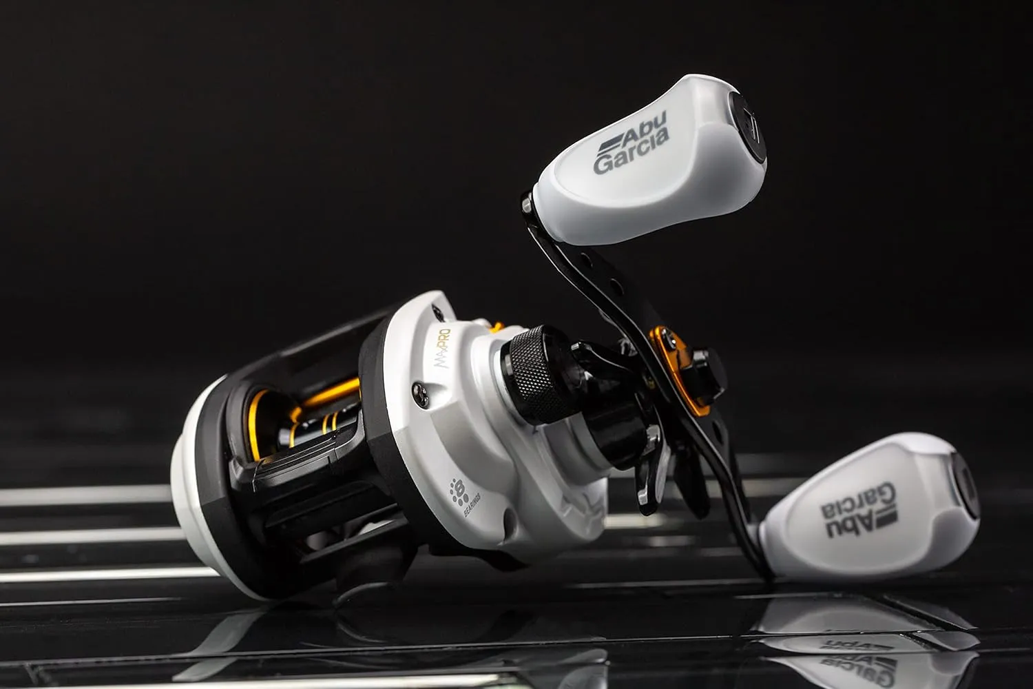 Abu Garcia Max Pro Low Profile Baitcast Fishing Reel