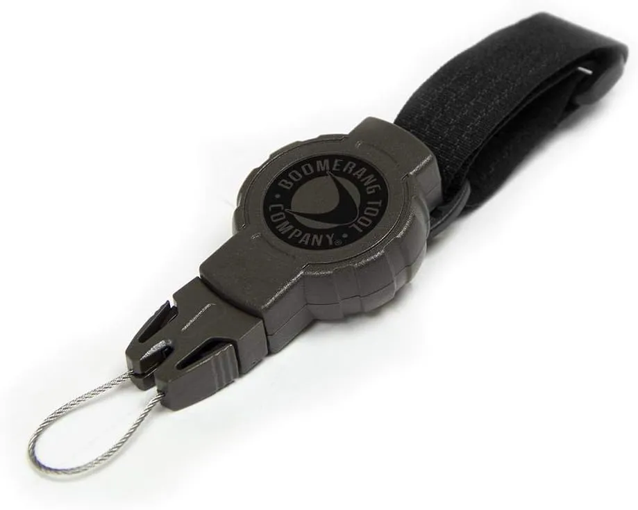 Boomerang Tool Company Hunting Compass Retractable Gear Tether, Hook & Loop Strap, 24" Retractable Cord, 4 oz. Retraction, Green Polycarbonate Case, Universal Attachment