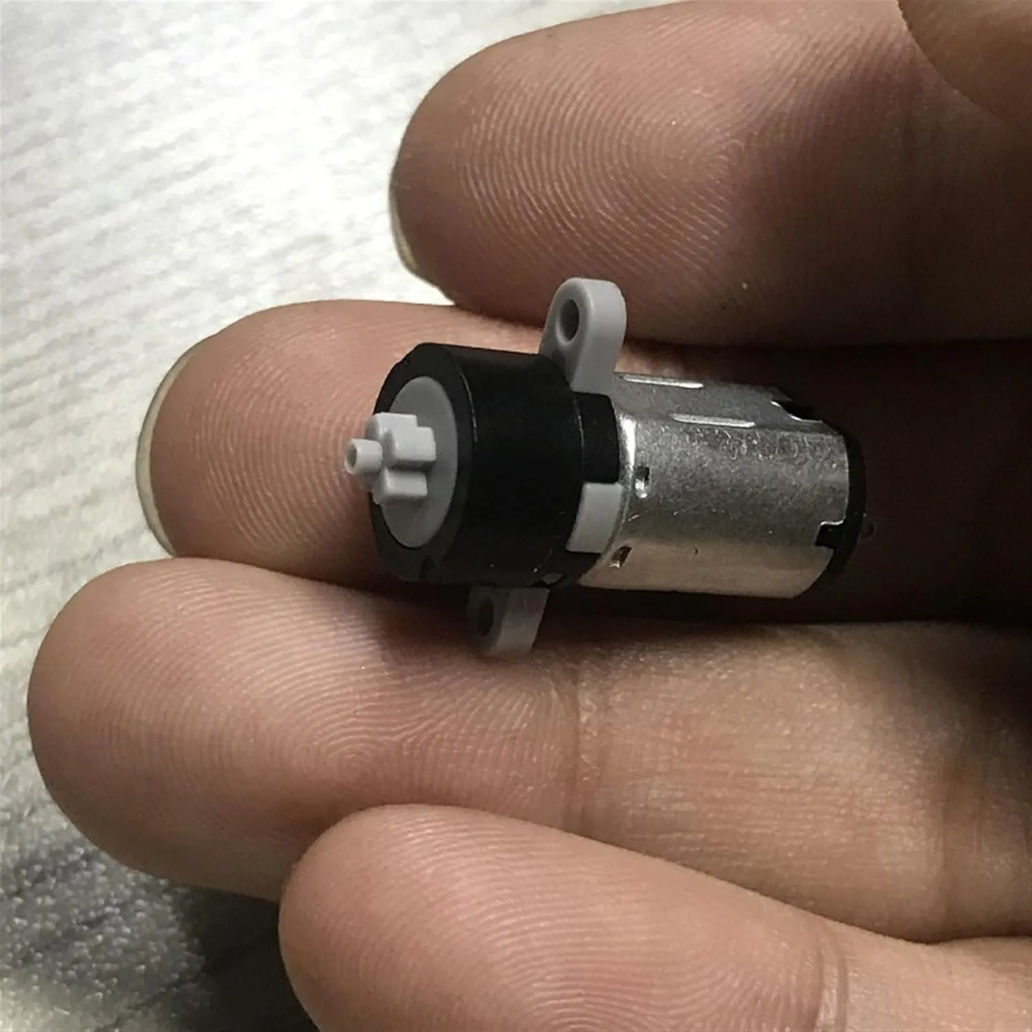 DC 3V 5V 6V 120RPM Micro Planetary Plastic Gear Motor Mini 8mm*10mm M10 Reducer Motor for Robot Password Electric Lock Toy DIY(3V)