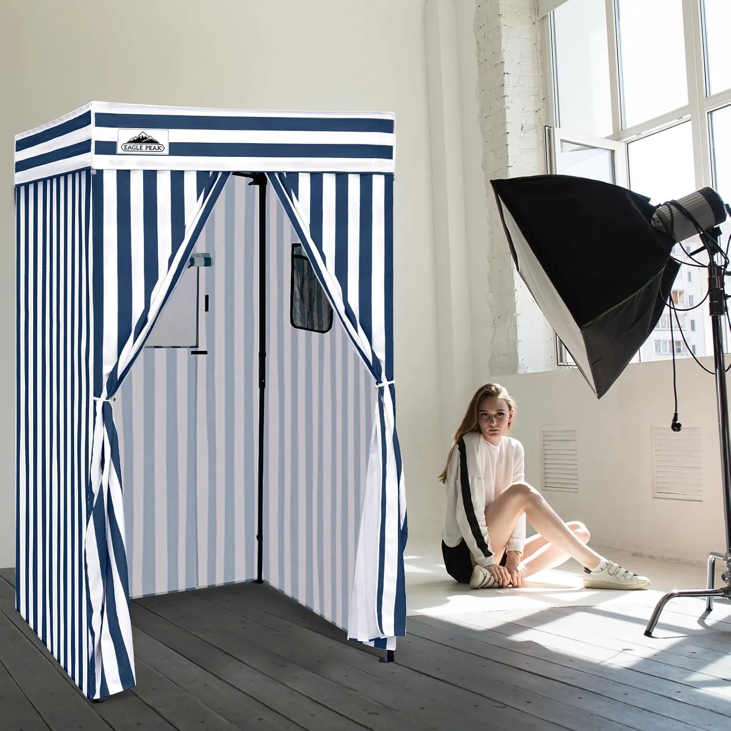 EAGLE PEAK Flex Compact 4x4 Pop-up Canopy Changing Room, Portable Privacy Dressing Room for Indoor Fashion Photoshoots, Camping, or Pool, White/Blue