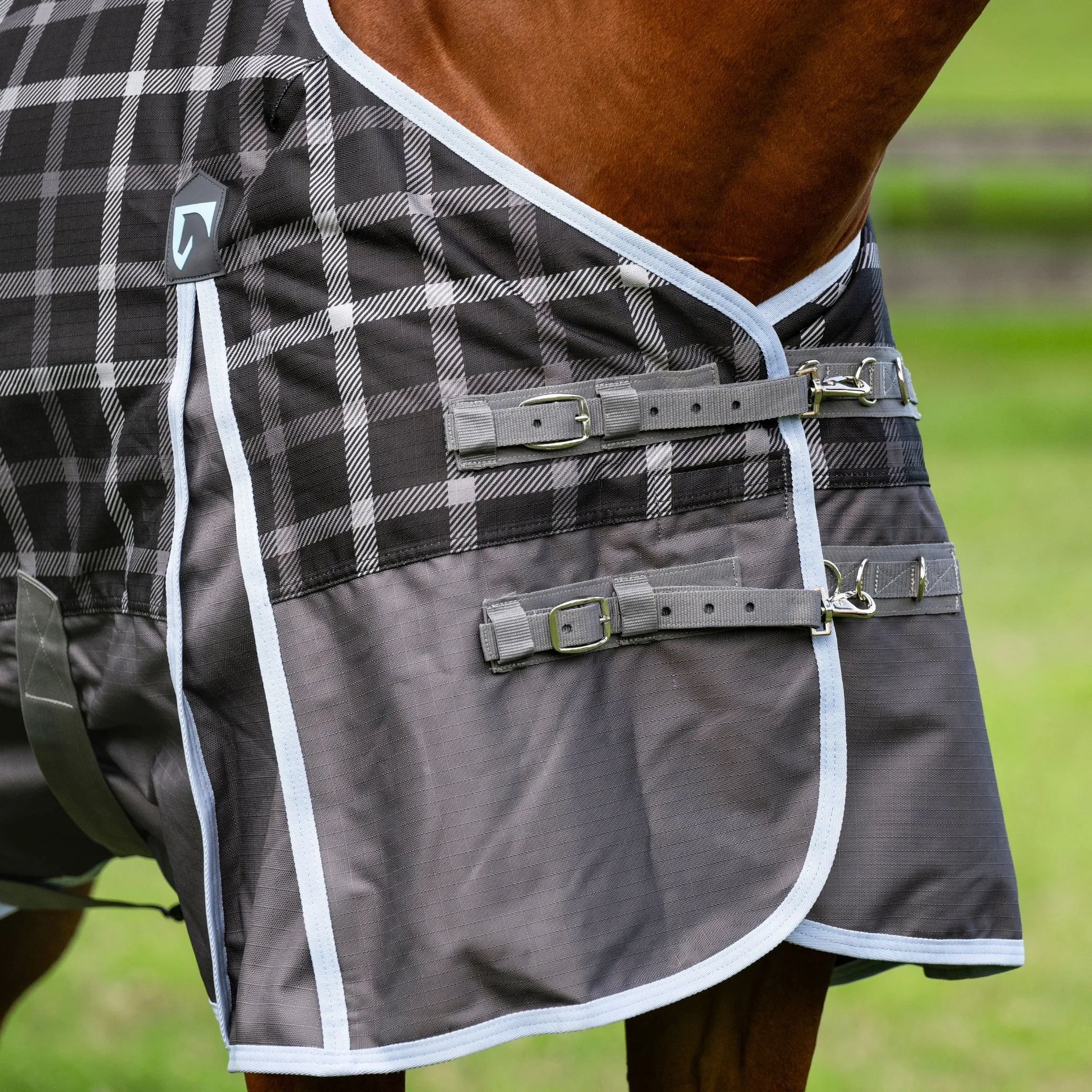 EQ Armour Ascent Plus 1200D 180g Rug