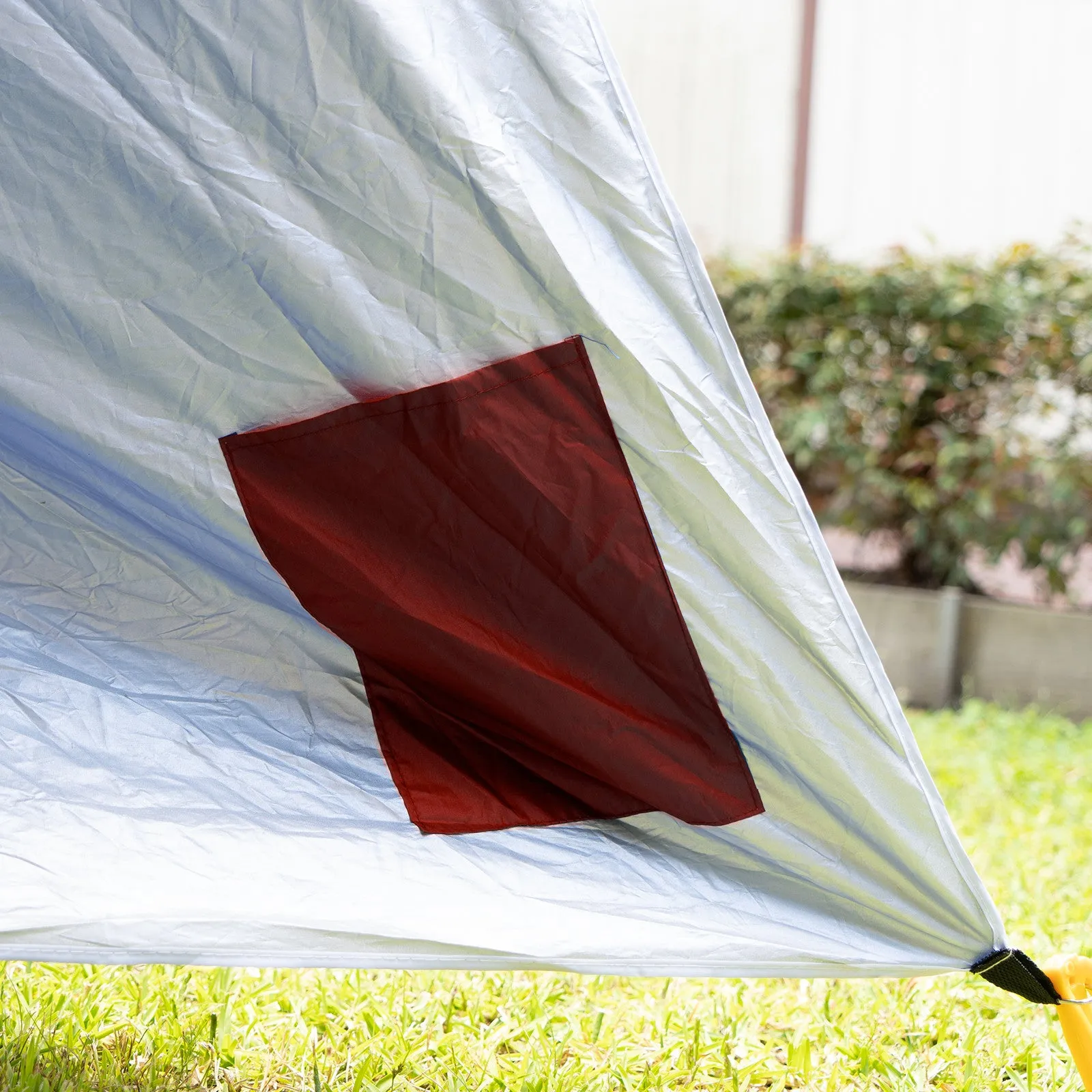 Havana Outdoors Beach Umbrella 2.4M Outdoor Garden Beach Portable Shade Shelter - Red-VIC_Metro