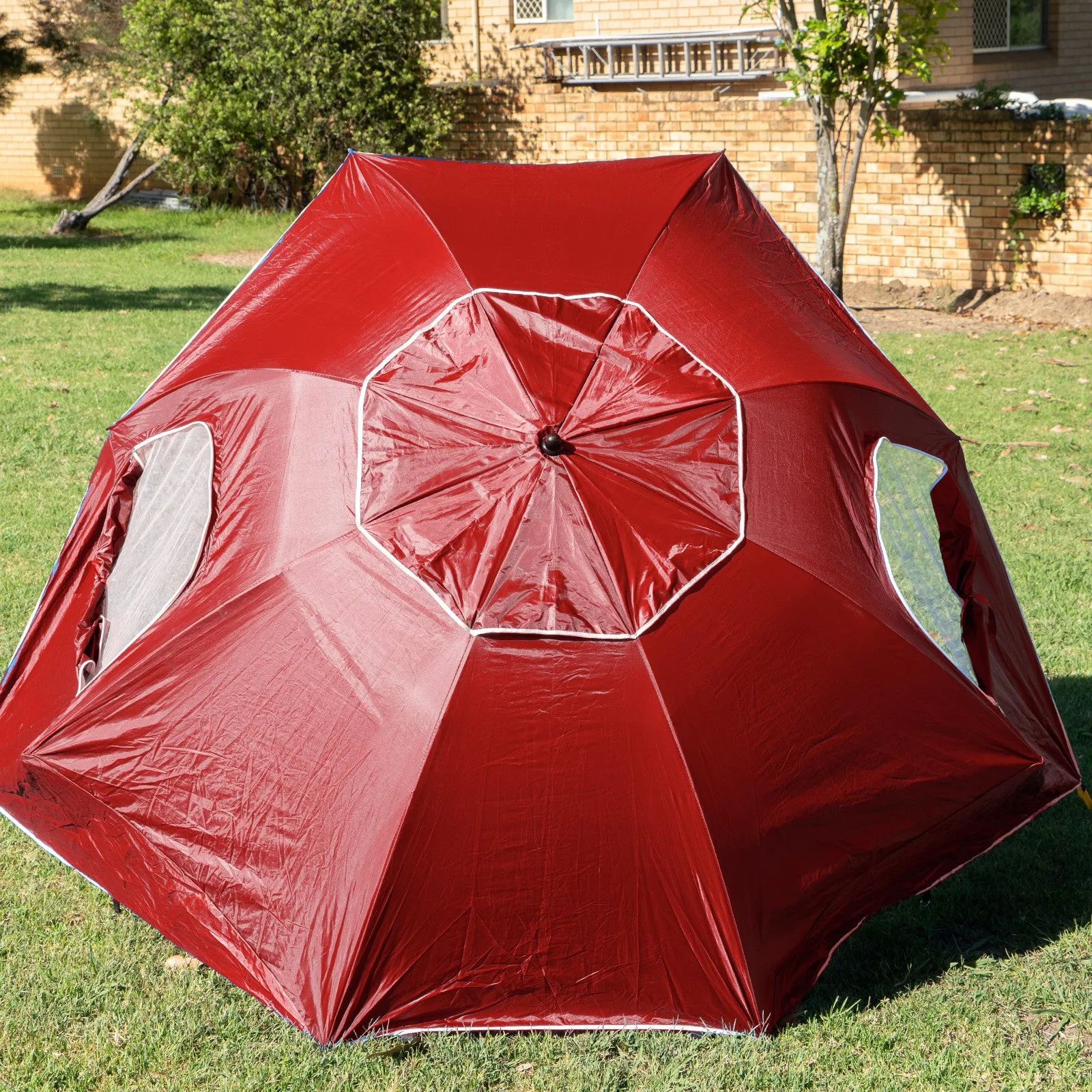 Havana Outdoors Beach Umbrella 2.4M Outdoor Garden Beach Portable Shade Shelter - Red-VIC_Metro