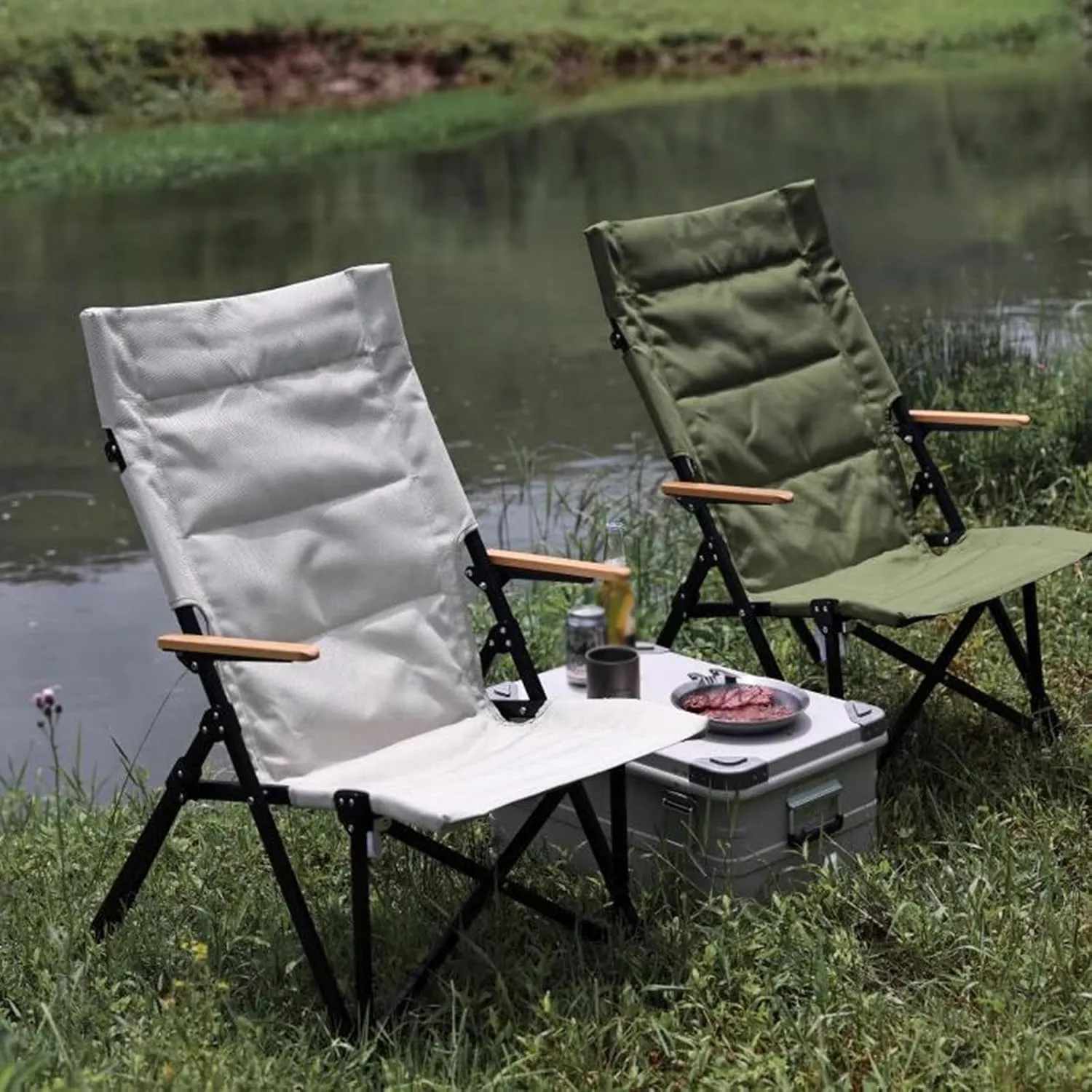 High Back Camping Chairs Aluminum Frame Picnic Chairs Comfortable Folding Chair with Wooden Armrests with Back Mesh Pocket