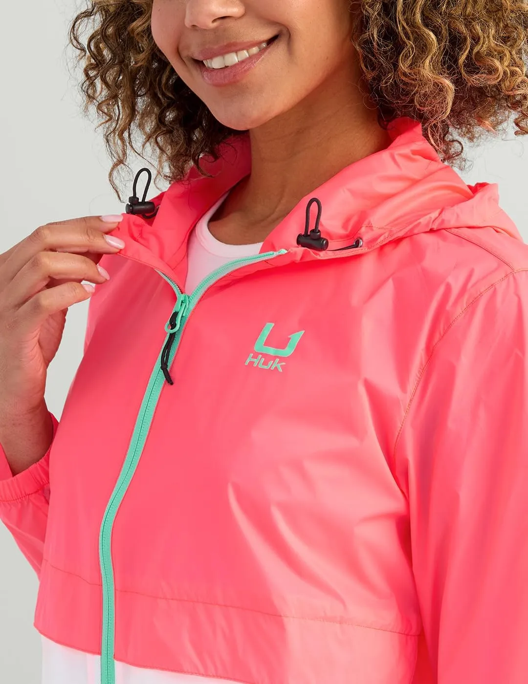 HUK Women's Tradewinds Jacket, Lightweight, Waterproof Windbreaker with UPF Sun Protection