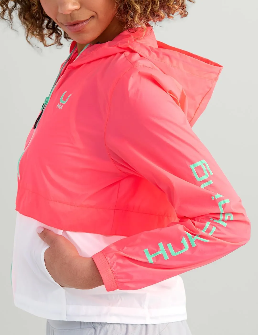 HUK Women's Tradewinds Jacket, Lightweight, Waterproof Windbreaker with UPF Sun Protection