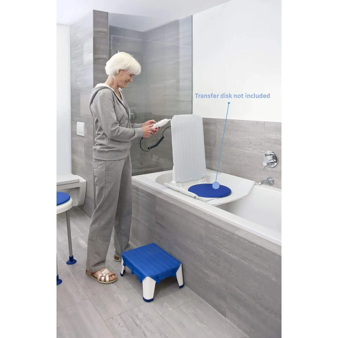 Invacare 1573862 Aquatec XL Bariatric Bath Lift Battery-Powered Bathtub Chair with Reclining Back, 375 lb. Weight Limit