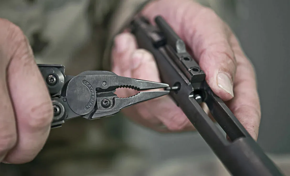Leatherman MUT Multi-Tool (w/ Black MOLLE Sheath)