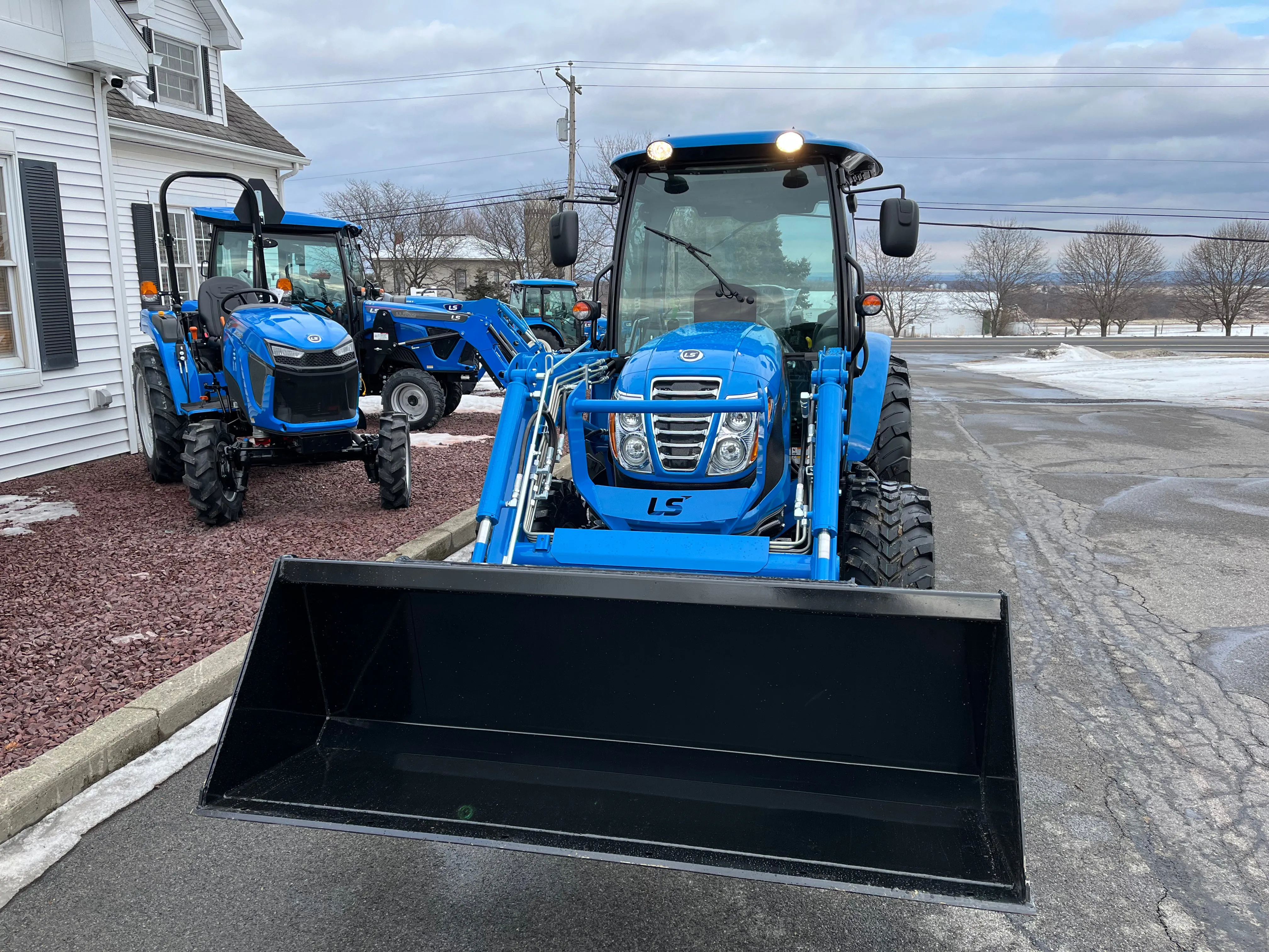 LS Tractor MT357HC – 57HP - LOADER SOLD SEPERATELY