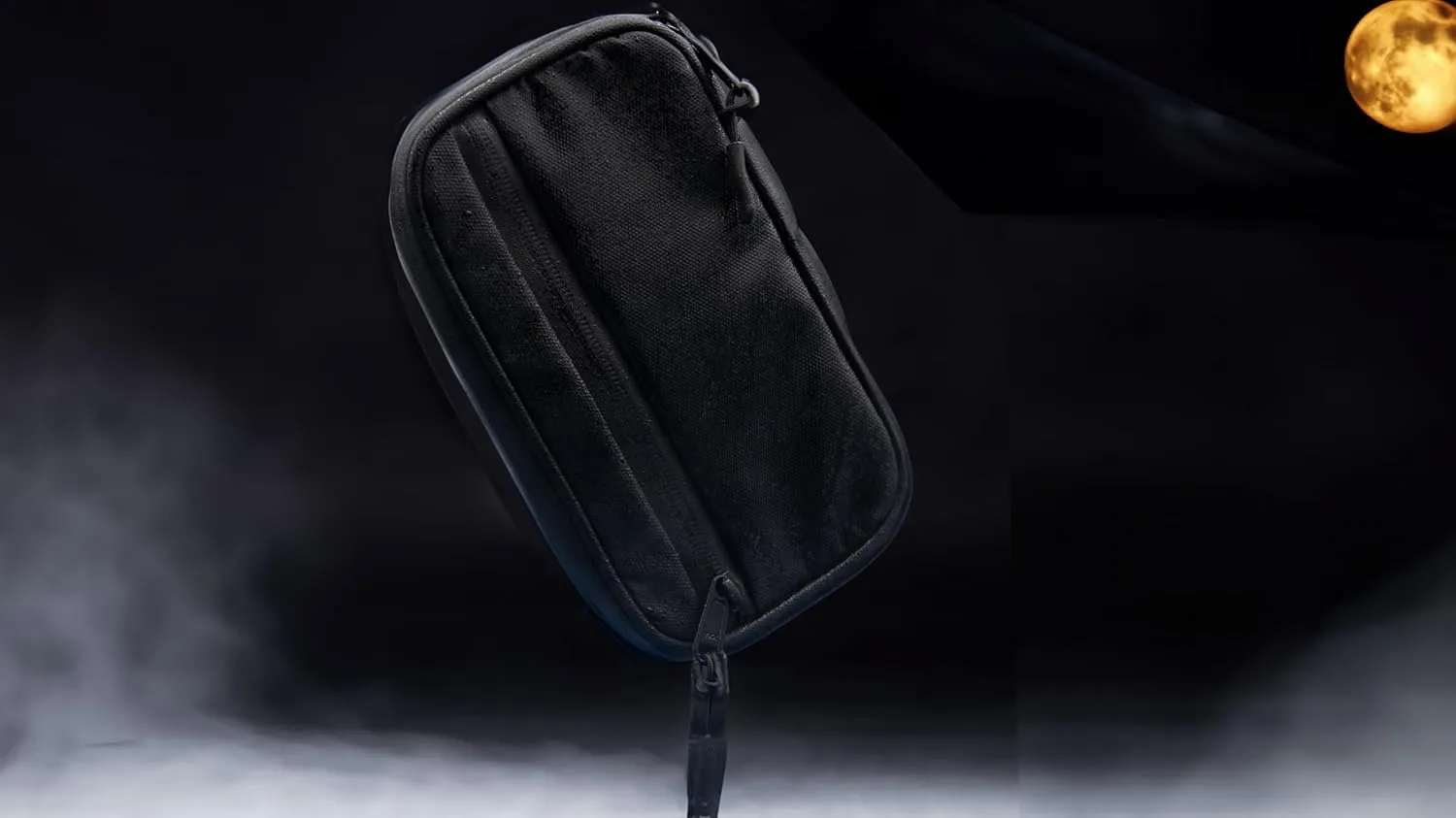 Lumiere & Co. Cycling Wallet Waterproof | Biking Wallet and Cycling Pouch for Jersey | Riding Wallet for Professional Bicycle Riders | Cycling Phone Wallet for Bicycle with Zipped Pockets (Black)