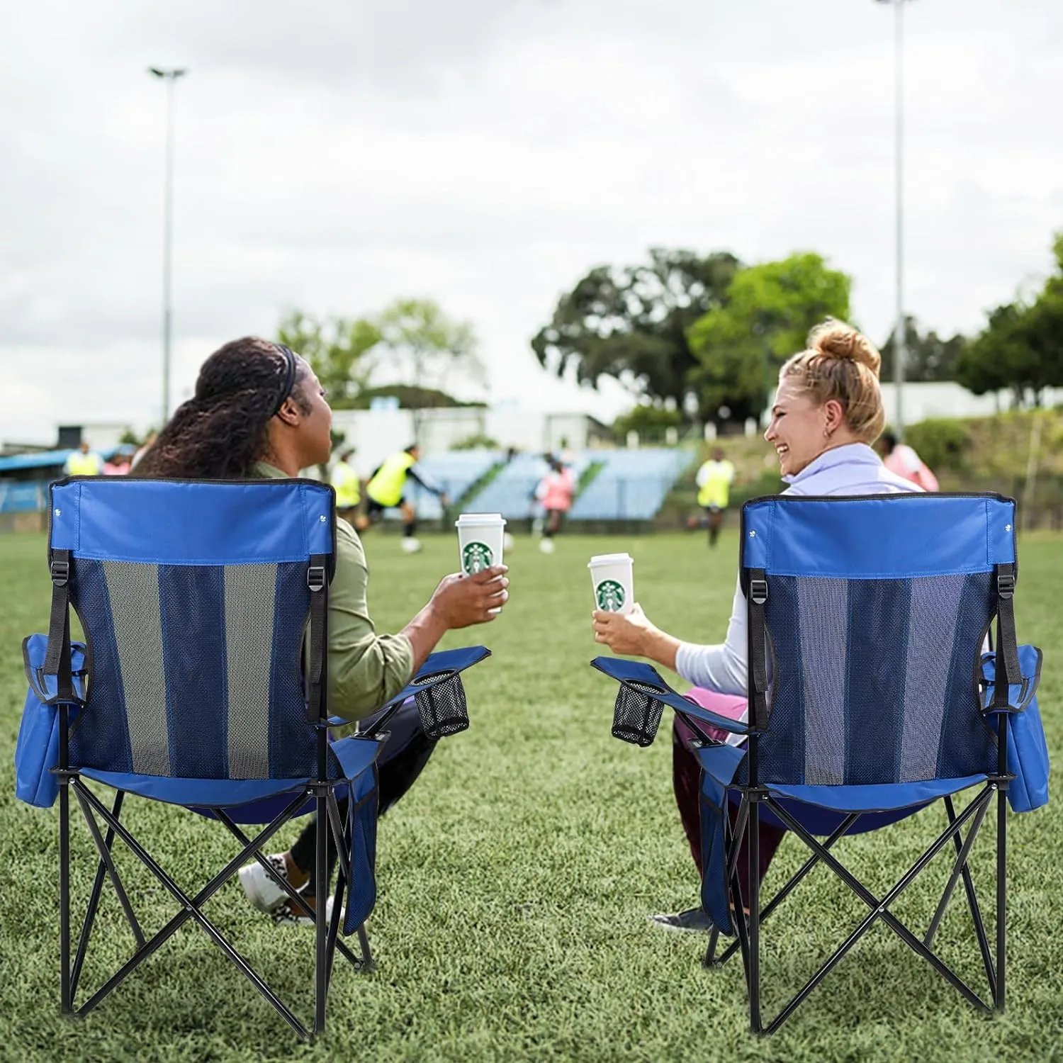 Nazhura 4 Pack Outdoor Camping Chairs Folding/Foldable/Portable with Cooler Pouch, Mesh Backrest and Cup Holder Pocket(Blue, 4 Pack)