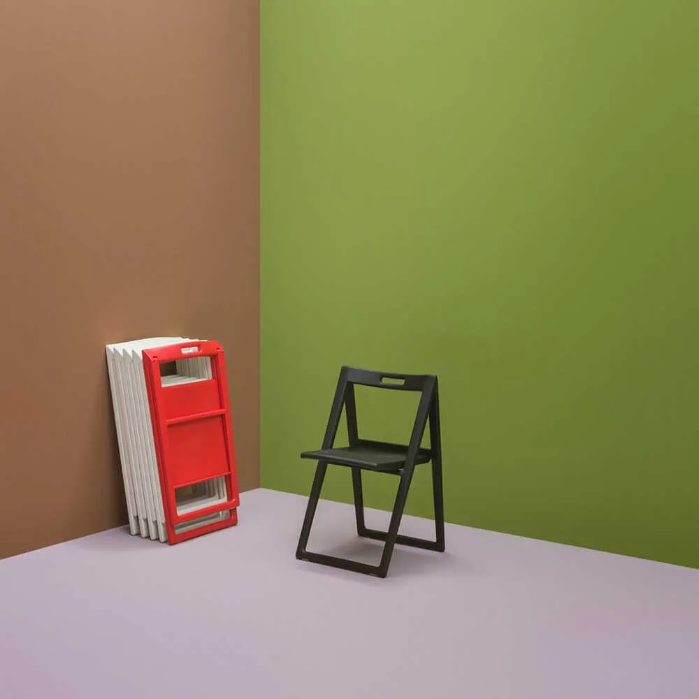 Pedrali Enjoy 460 foldable chair