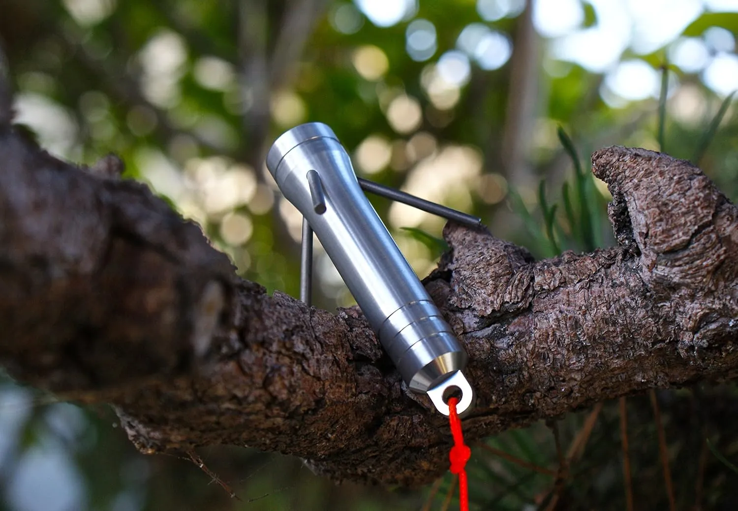 RETREEV - Mini Grappling Hook Retrieval Tool - Tactical Keychain Grapple Hook - Replaceable Hooks - Magnetic Cap - Outdoor Activity - Underwater Salvage - Tree Limb Removal - Camping