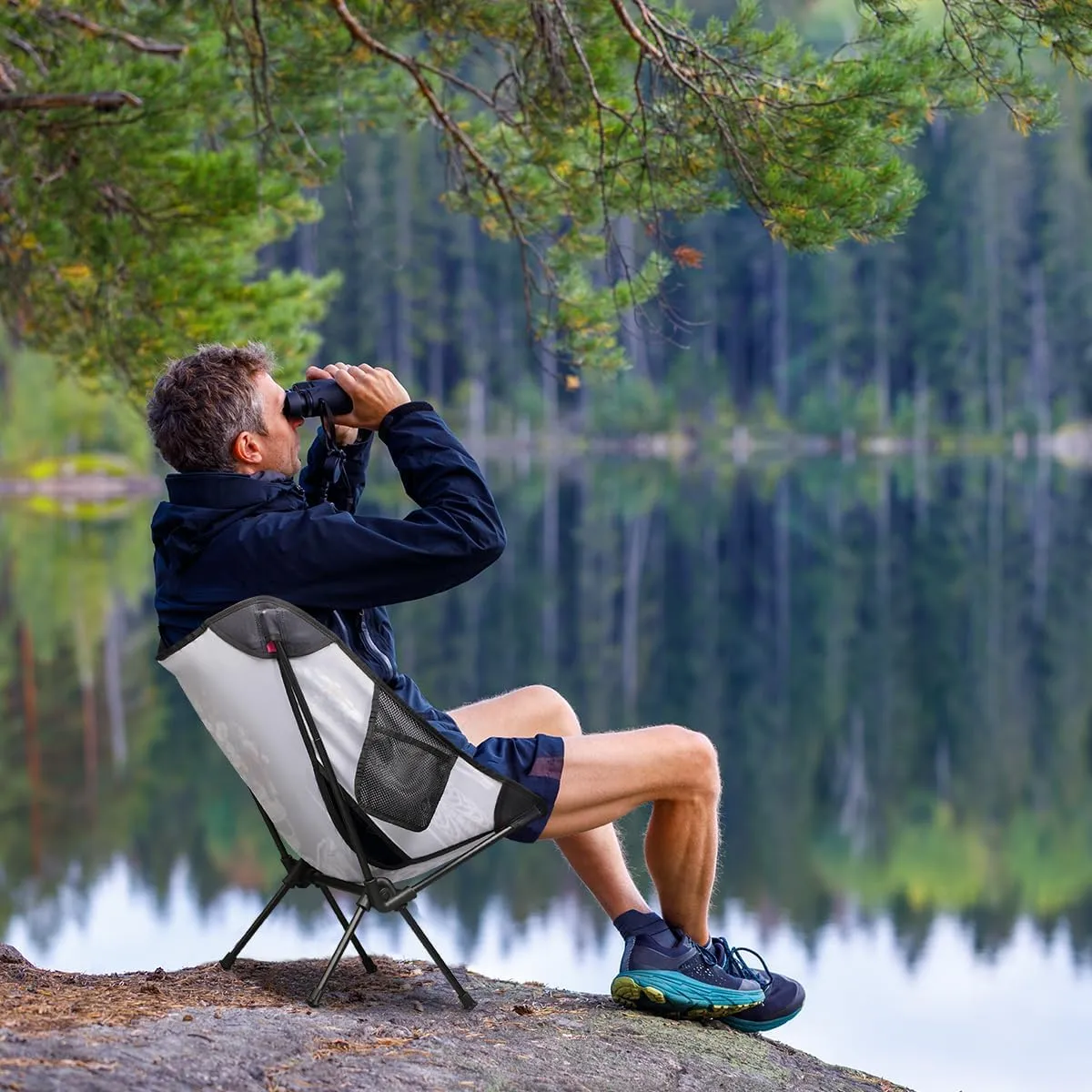 Rock and Roll Skull Skeleton Camping Chair Lightweight Portable Chairs for Adults Easy Installation Outdoor Foldable Camping Chair for Camping Fishing Hiking Picnic Beach