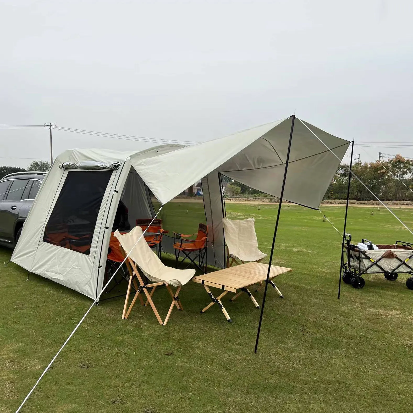Trunk Tent