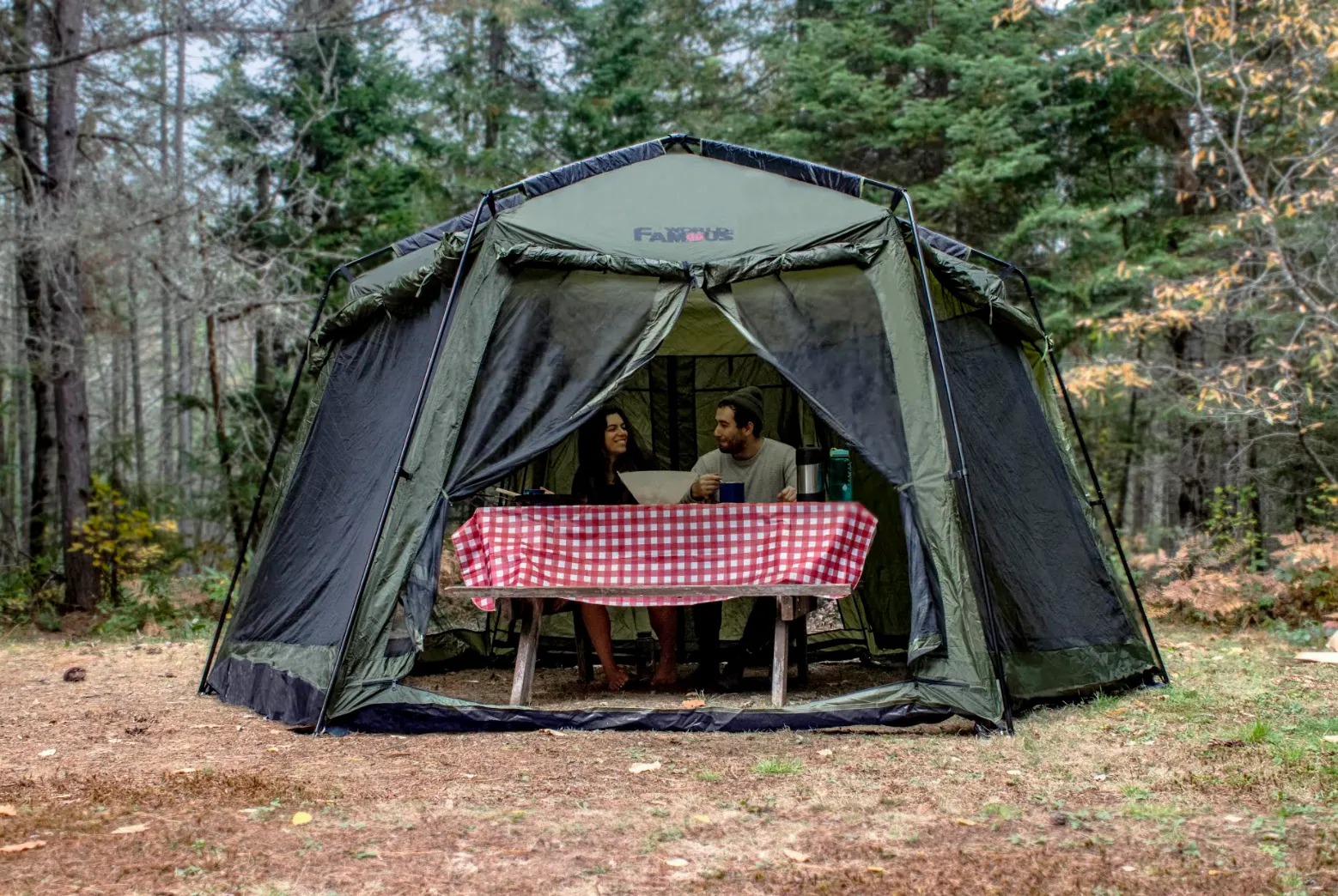 World Famous Lodge Screen House